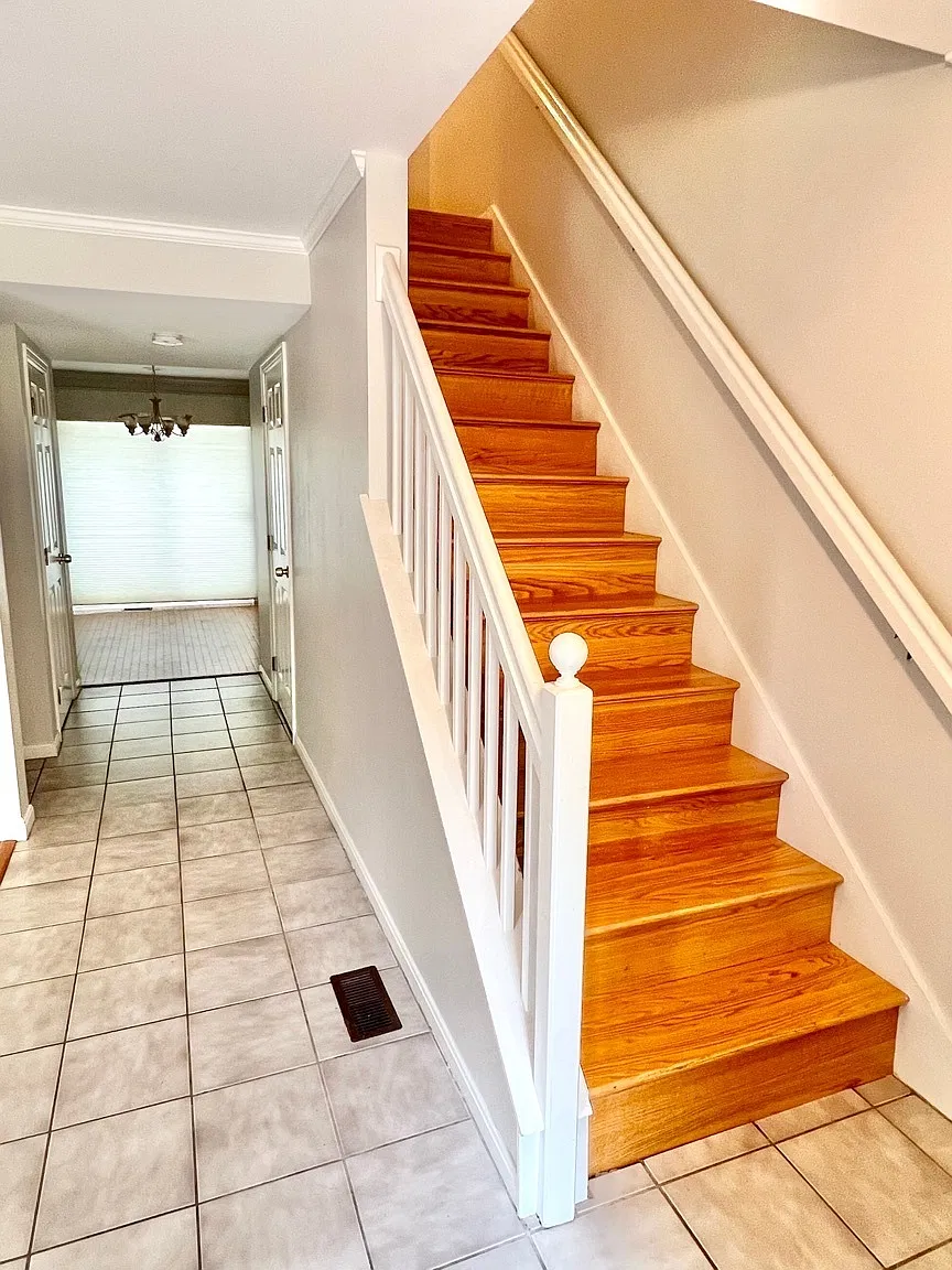 302 Foxwood Circle - 302 — Photo 3