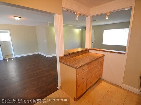 4th image of 1432 NE 27th St