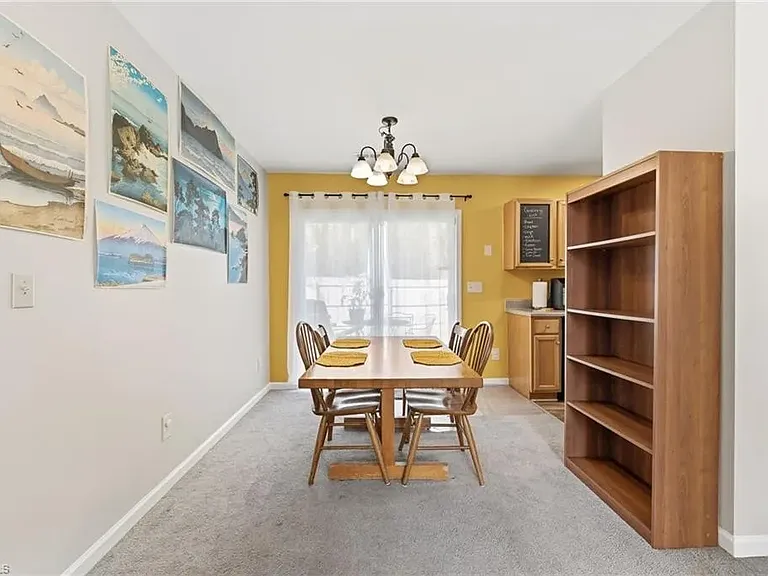 11 Franklinwood Dr — Photo 13