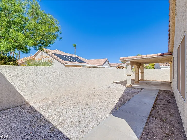 7812 Wedlock Ln — Photo 19