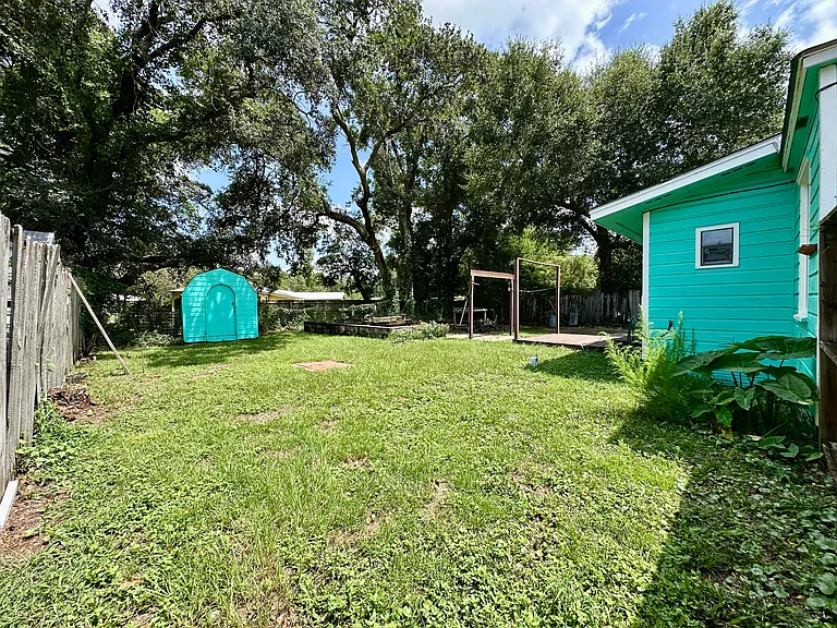 219 NW Gilliland Rd — Photo 19