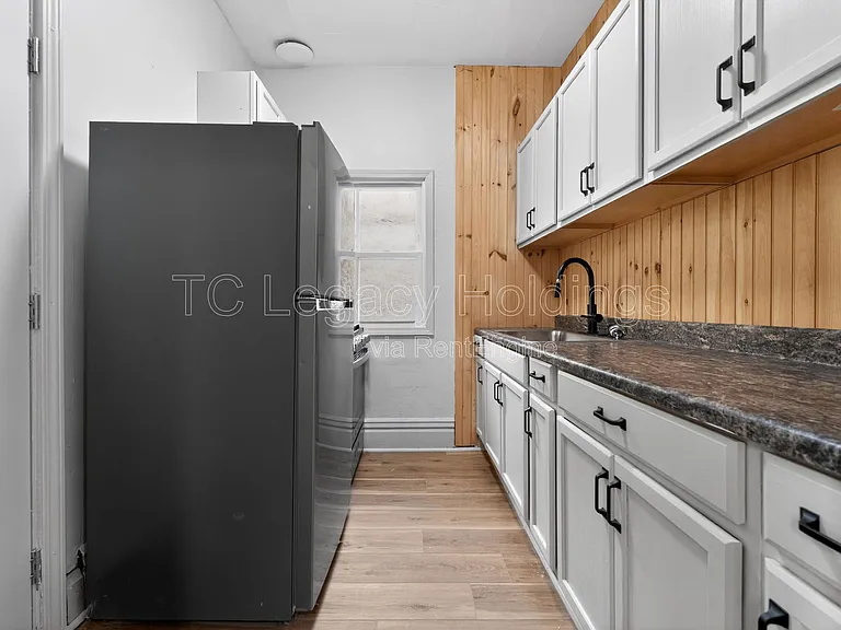 281 View Ave — Photo 19