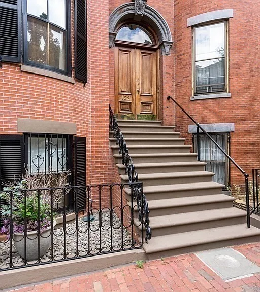152 W Canton St #2 — Photo 15
