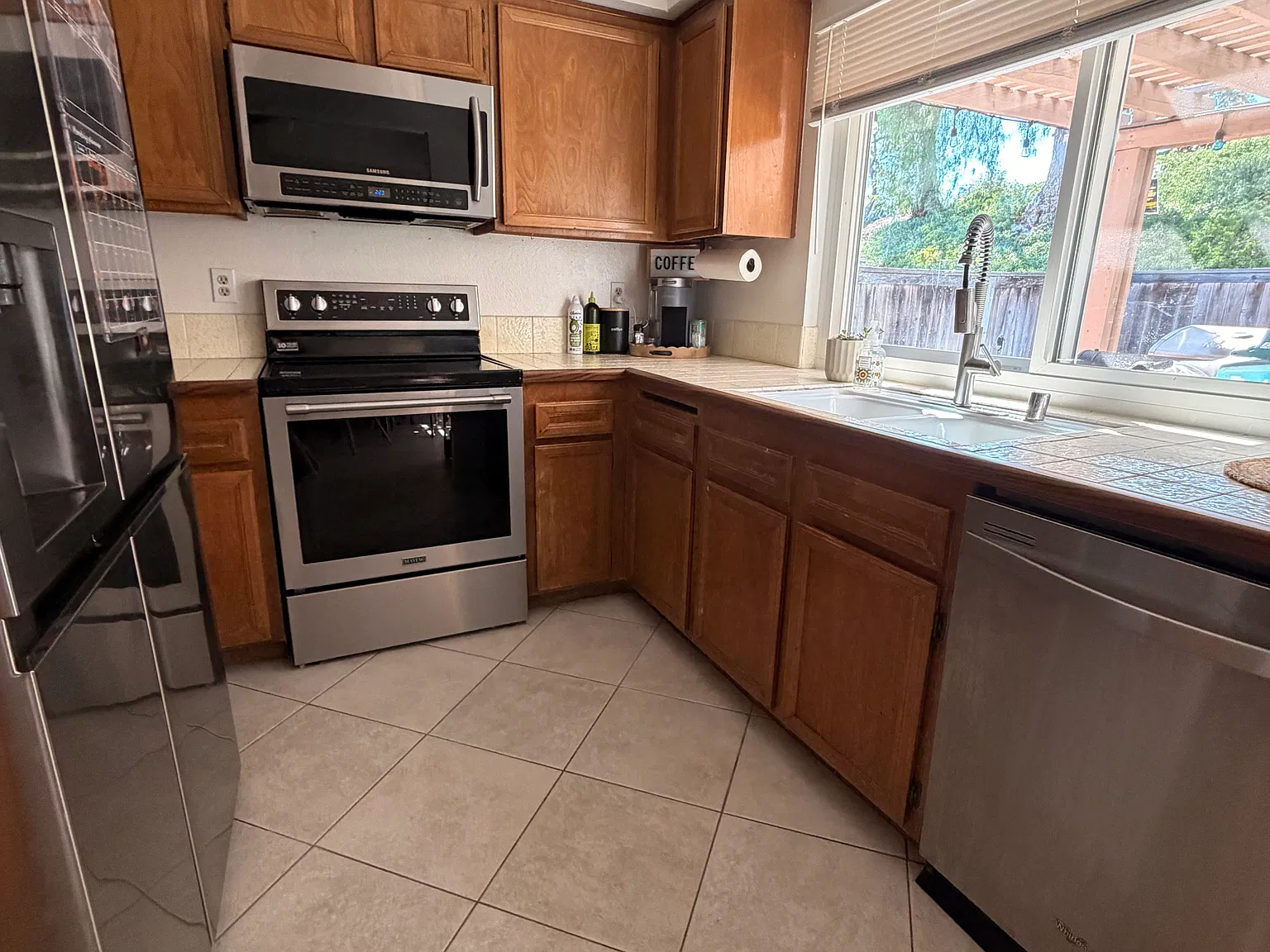 2363 Lochridge Pl — Photo 2