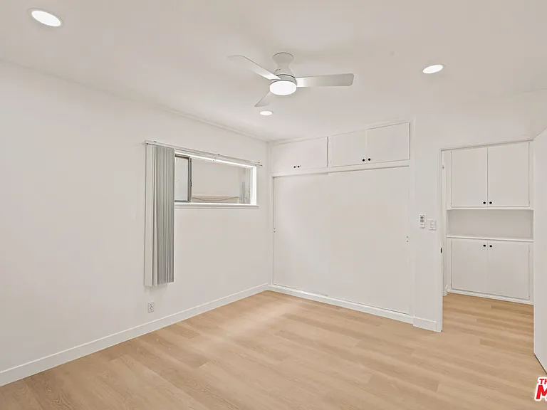 11825 Iowa Ave #1 — Photo 16