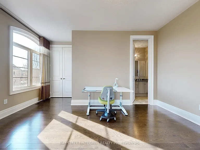 57 Strawbridge Farm Dr — Photo 11