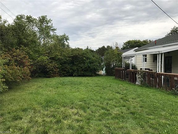 5th image of 19701 Mayfair Ln