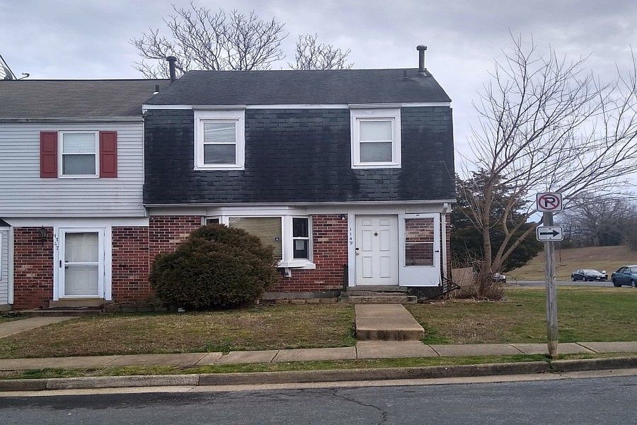 1st image of 1149 James Madison Cir