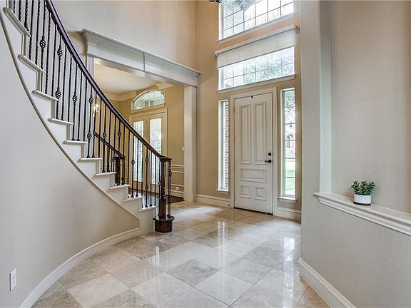 4th image of 3312 Callaway Ct