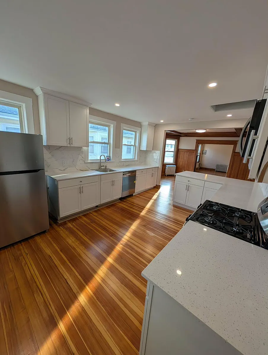 Building Photo - 7 Dexter Ave #7