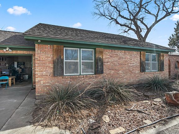 4th image of 2217 Peach Tree St