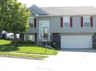 14419 S 27th St, Bellevue, NE 68123