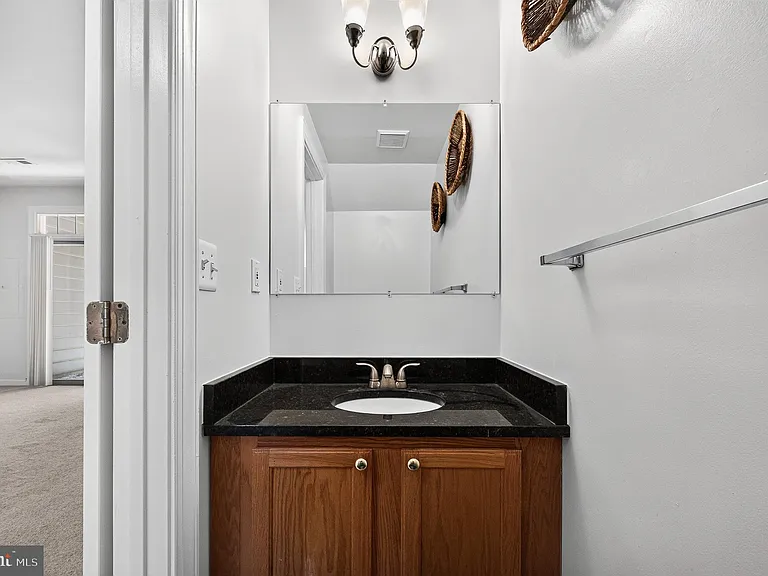 967 Herons Run Ln — Photo 10