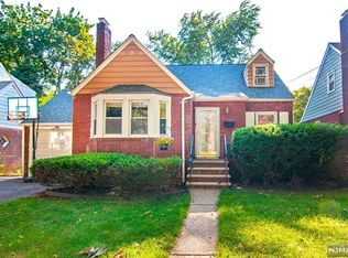 1664 Fairfield St, Teaneck, NJ 07666