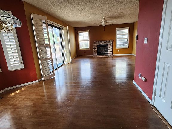 2nd image of 300 Greystone Dr