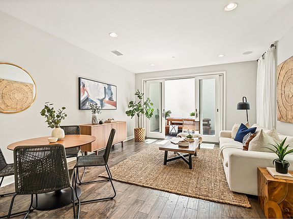 3rd image of 5543 Palm Dr
