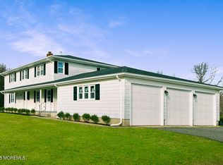 370 Smithburg Rd, Manalapan, NJ 07726