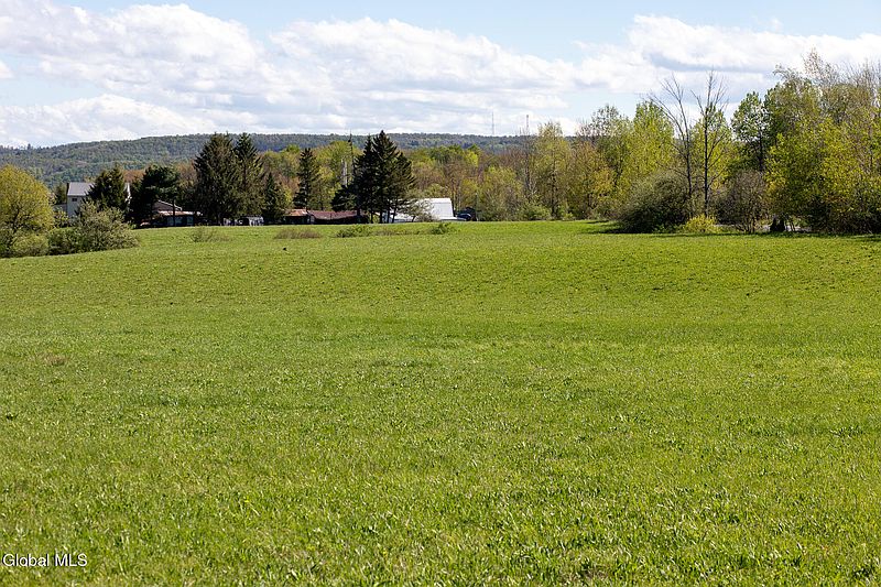 2nd image of L1 Paines Hollow Road