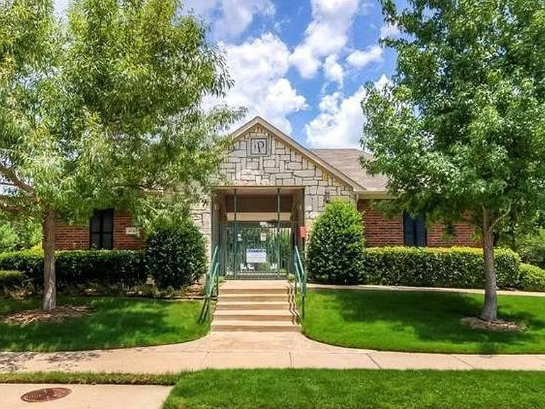 3049 Stone Forest Cir — Photo 18