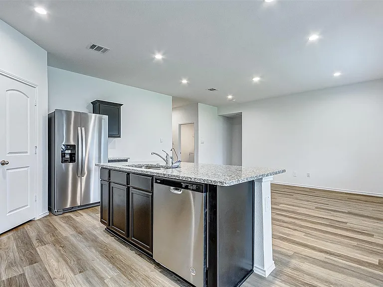 15056 Ashton Meadows Dr — Photo 16