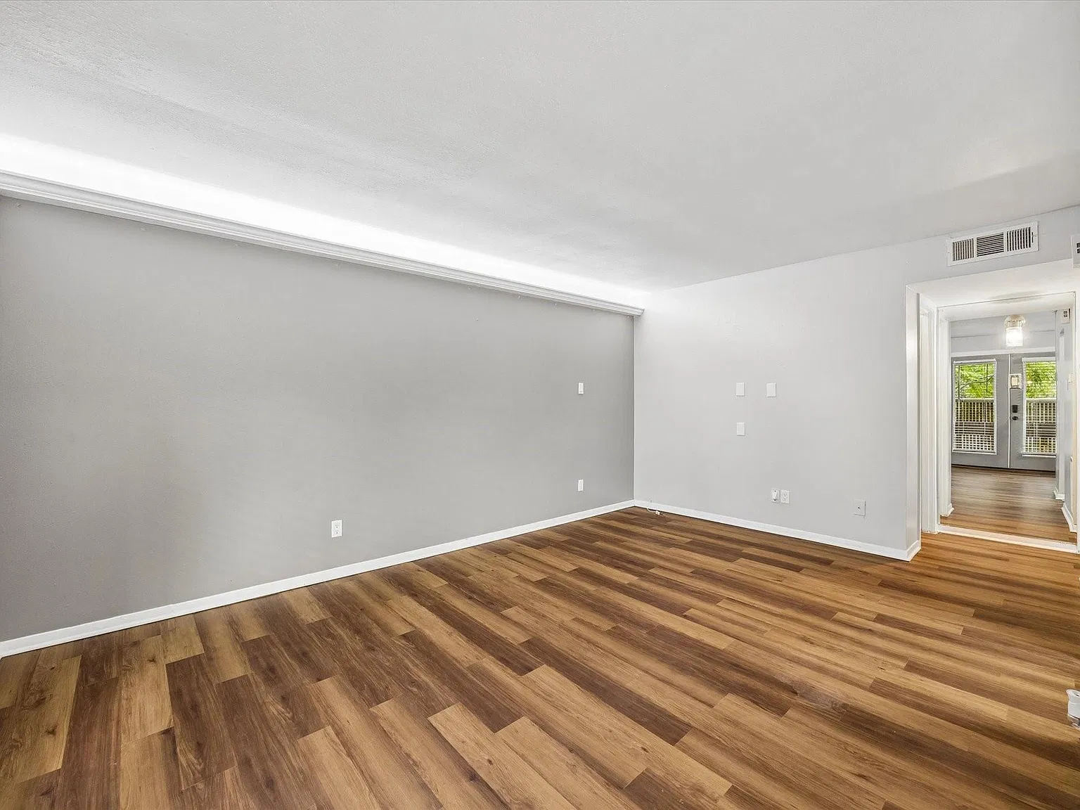 1 bed, 1.0 bath, 630 sqft, $1,200 — Photo 4