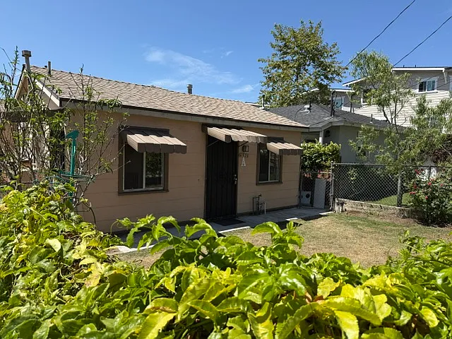 4528 W 171st St — Photo 2