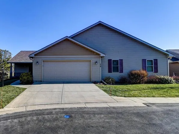 70 Berdella Court, Cross Plains, WI 53528