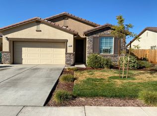 648 Amabile Dr, Los Banos, CA 93635