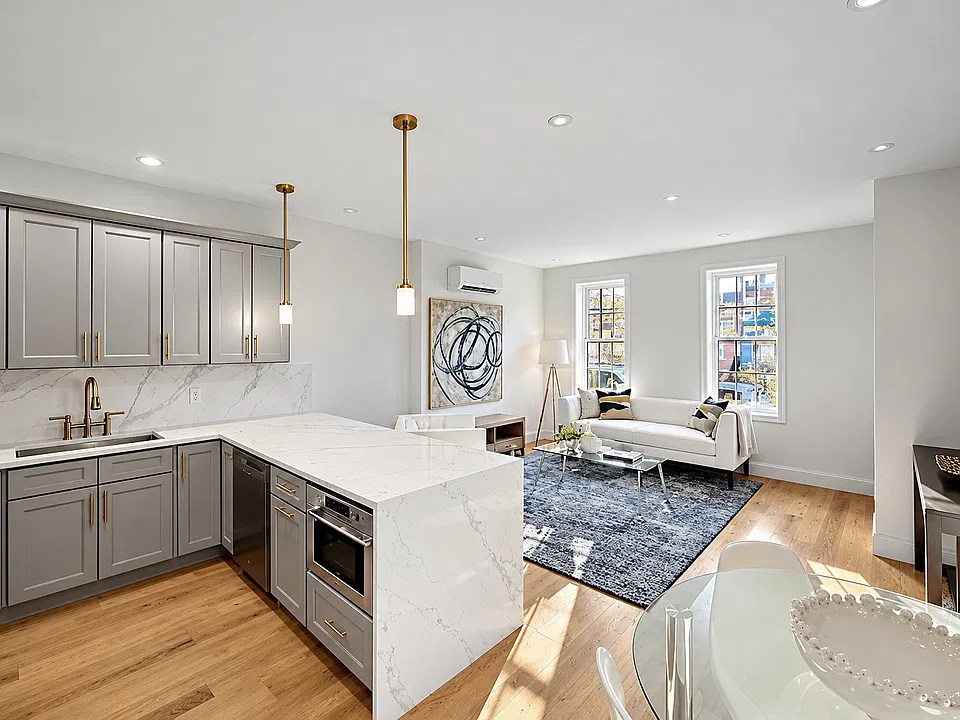 358 Marcus Garvey Blvd #1