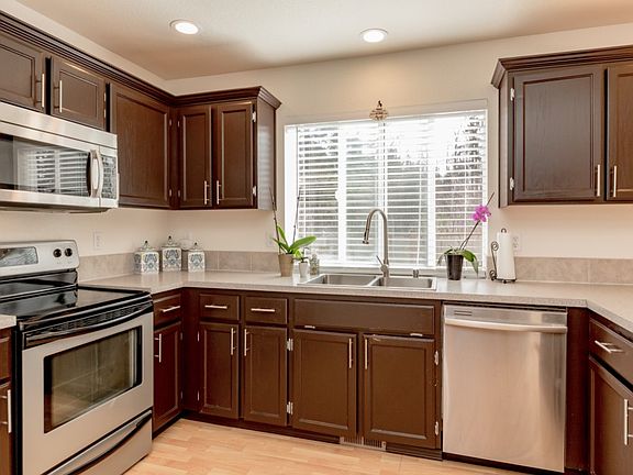 4th image of 1506 186th Street Ct E