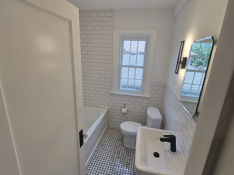 5944 Dorchester Rd — Photo 8