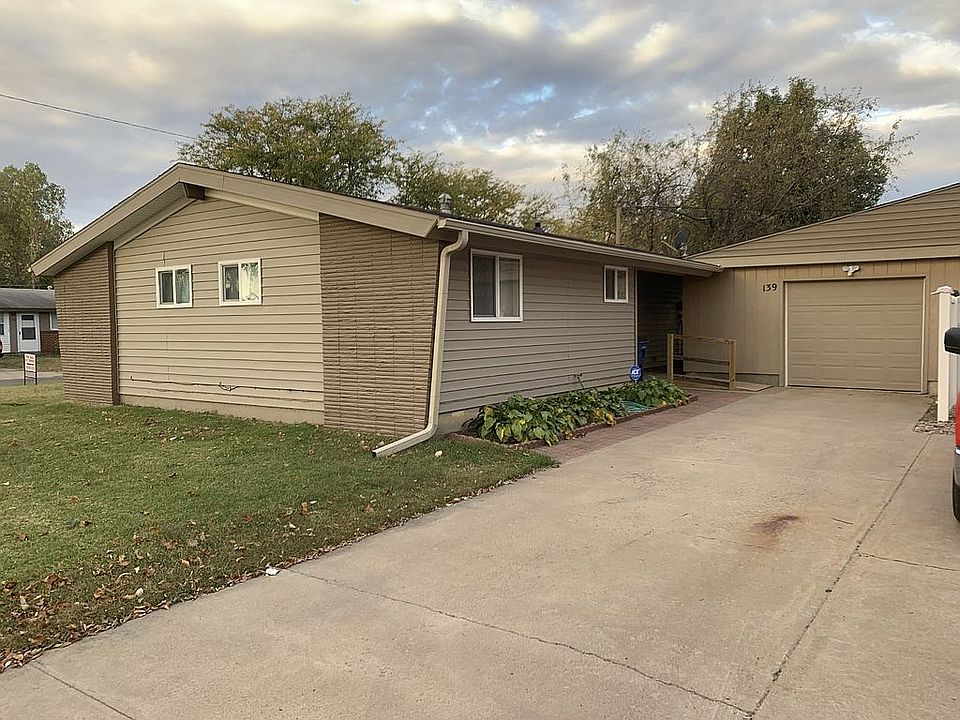 1st image of 139 Taft Ct