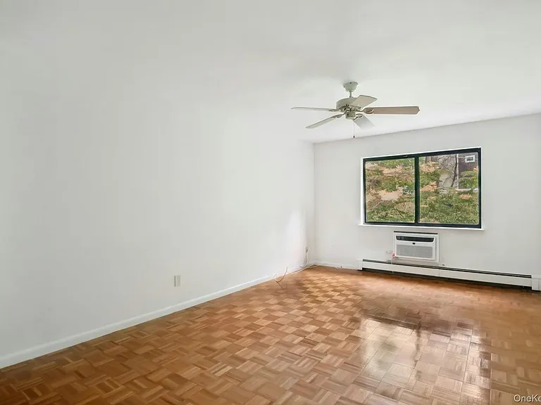 500 Central Park Ave #145 — Photo 13