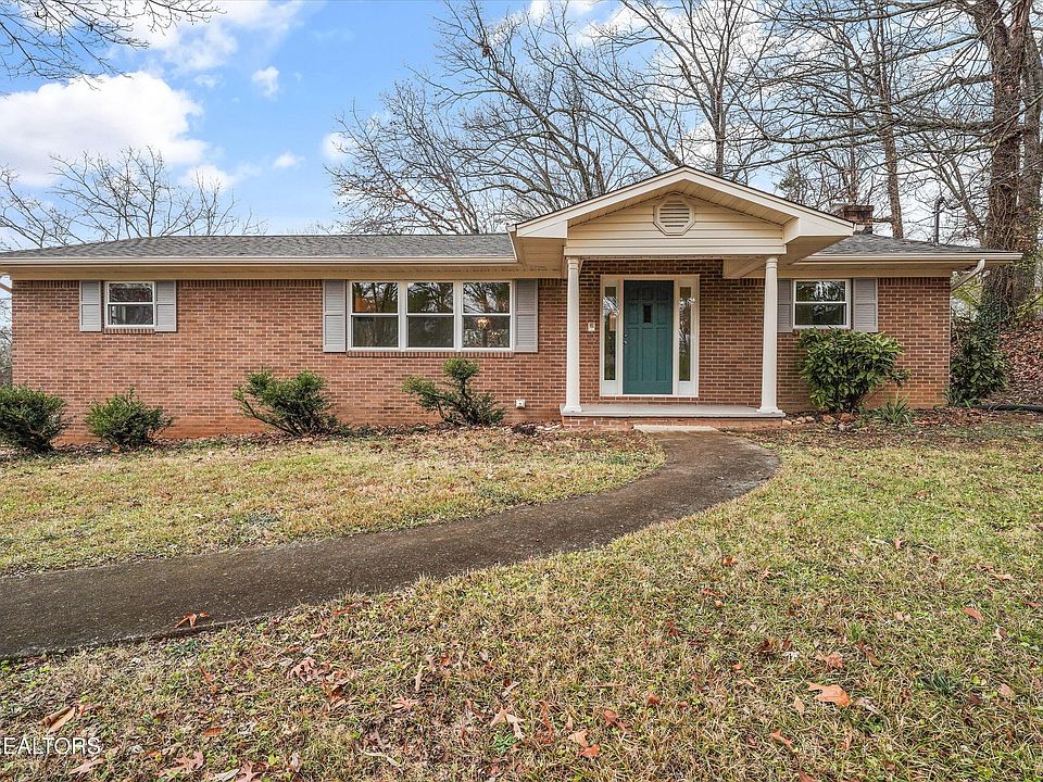 1st image of 5722 Chesswood Dr