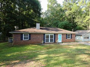 1168 Country Club Rd, Newnan, GA 30263