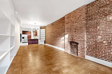 Rented by Cooper & Cooper Real Estate