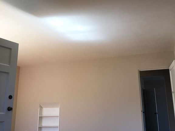 4th image of 943 W Glenoaks Blvd