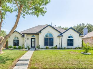 7052 Fox Dr, The Colony, TX 75056