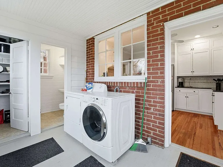 Laundry Room Cabinet