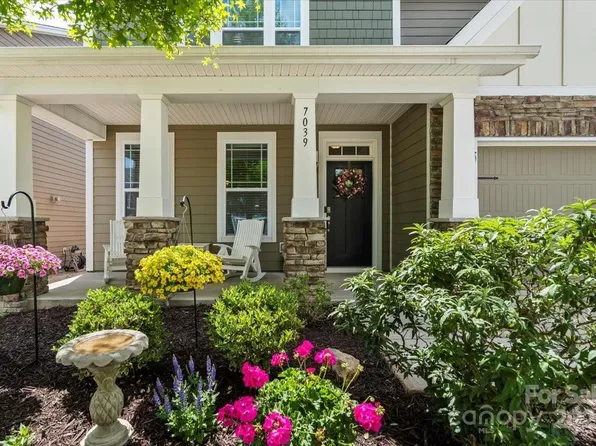 7039 Chrysanthemum Rd, Lancaster, SC 29720