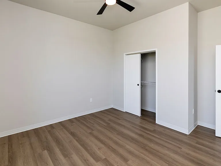 Vintage Lofts - Ankeny — Photo 12