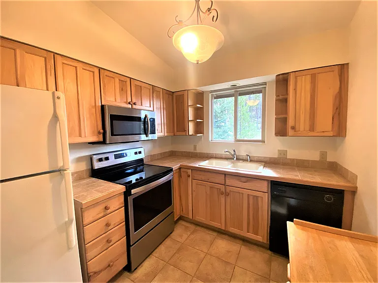 26881 Main St — Photo 5
