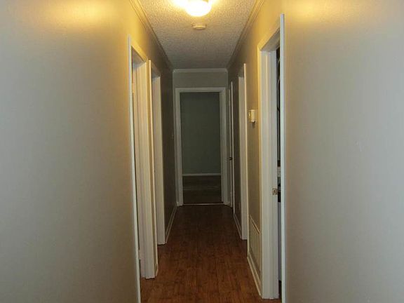 4th image of 2092 S Sherwood Dr APT H57