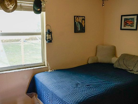 5th image of 150 S Naranja Avenue S