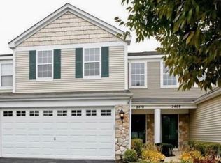 2410 Oak Tree Ln, Plainfield, IL 60586