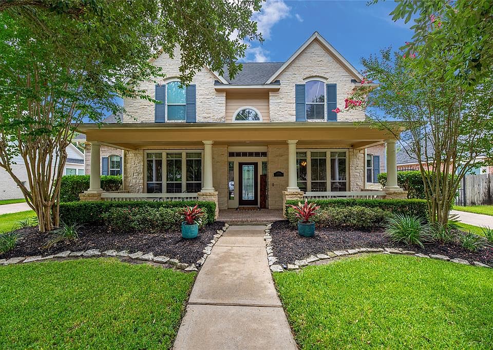 1st image of 22711 Water Edge Ln
