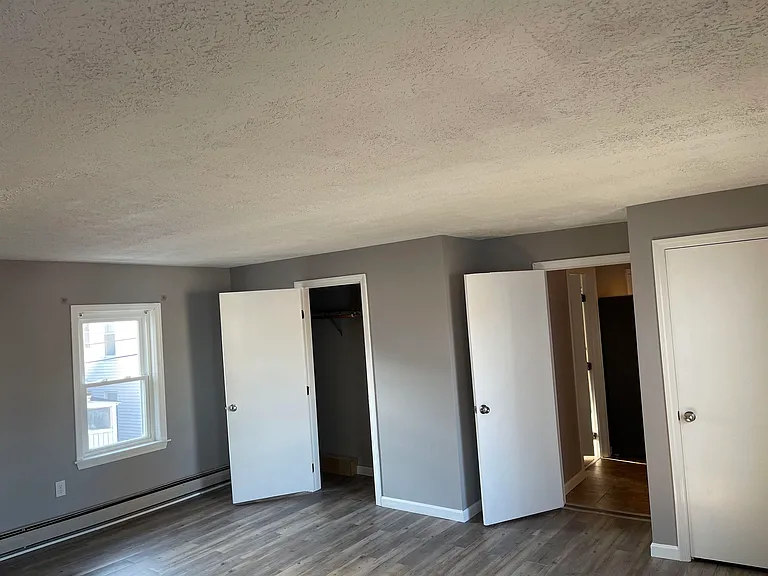 520 Beech St #2L — Photo 5