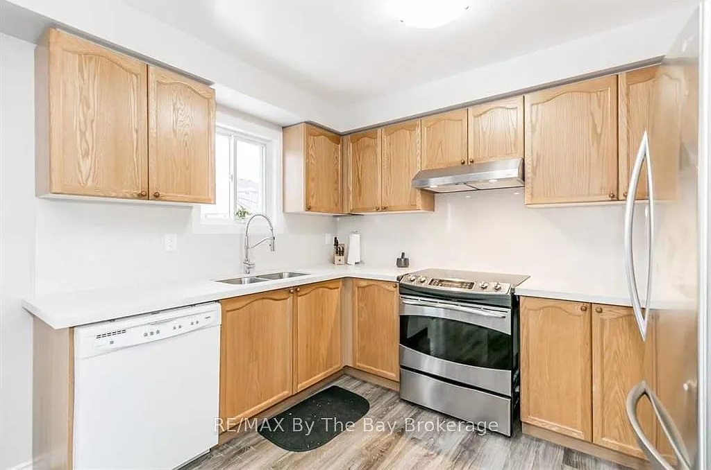 3 bed, $2,650 — Photo 4