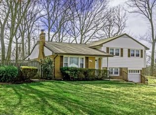 7421 Grace St, Springfield, VA 22150