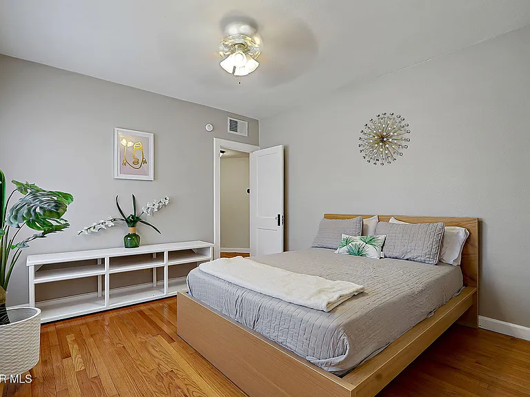 1104 Madeline Dr — Photo 32